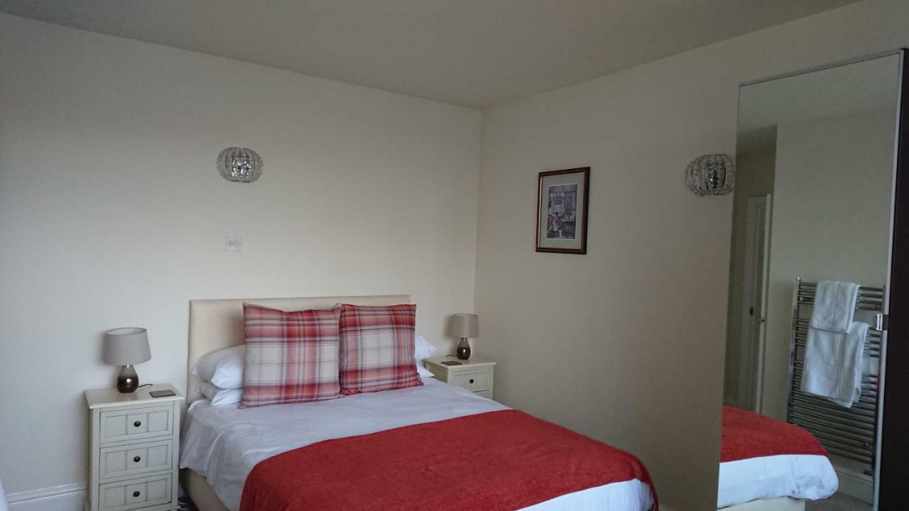 Geordie Pride Lodge Liversedge Esterno foto